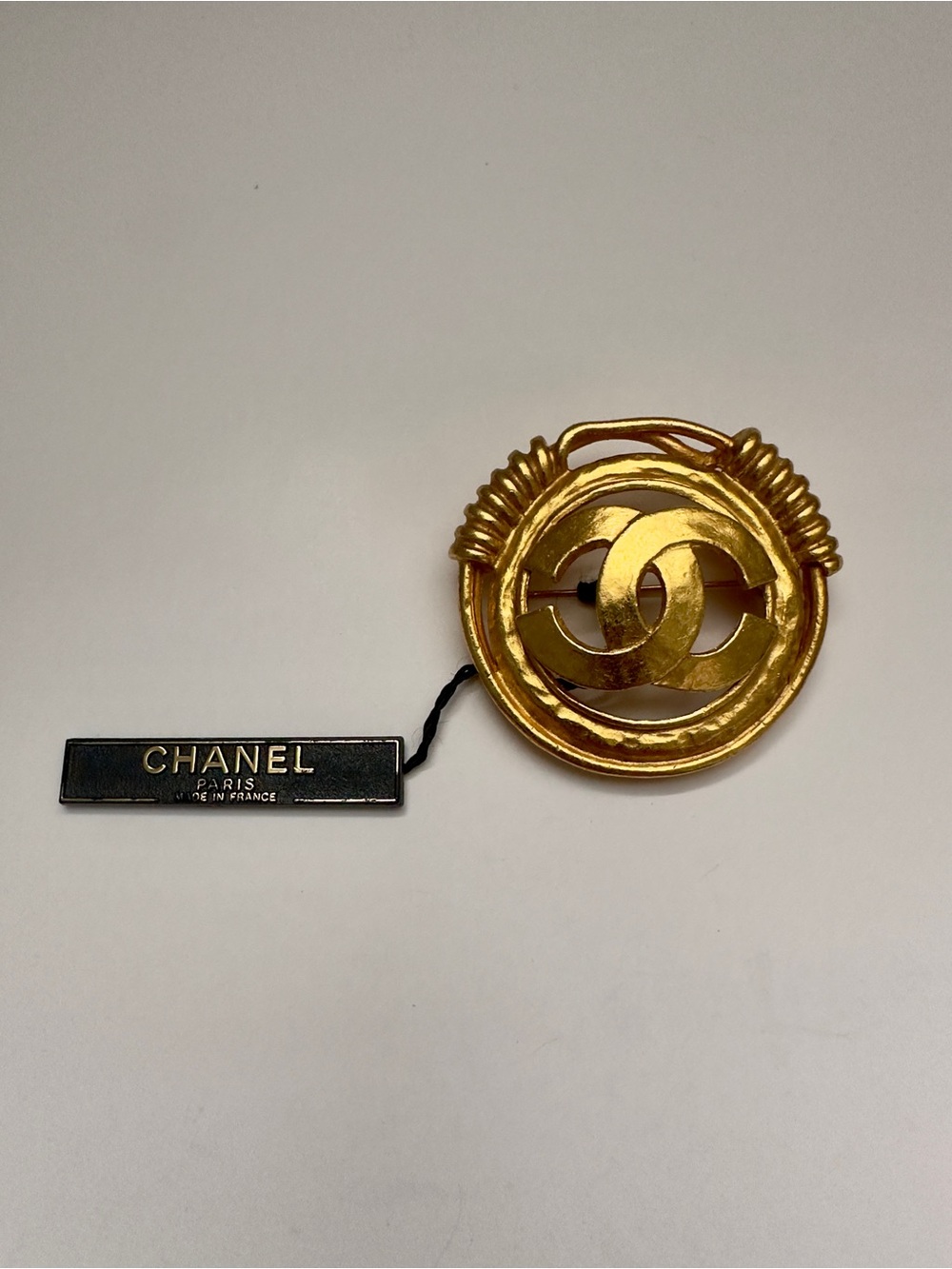 CHANEL Gold CC Round Brooch